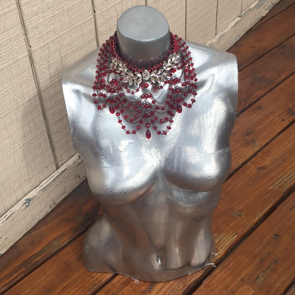Jewelry - Red necklace chandelier gorgeous NEW
